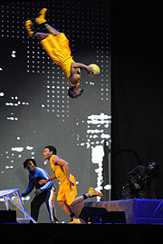 Afrika! Afrika! zu Gast in der Olympiahalle bis 11.03.2014 (©Foto. Ingrid Grossmann)